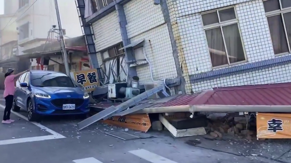 Terremoto em Taiwan deixa ao menos uma pessoa morta e outras 50 feridas (VÍDEO) - Sputnik Brasil
