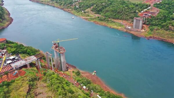 Foto aérea de um um trecho da hidrovia Paraguai-Paraná. Agosto de 2023 - Sputnik Brasil