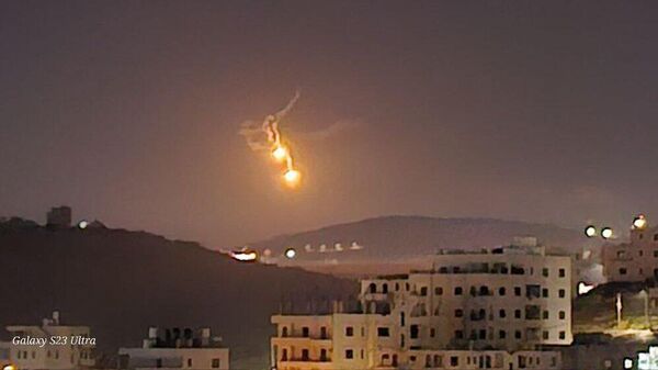 Ataque foi confirmado pela TV estatal iranianana e pelas Forças de Defesa de Israel (FDI)  - Sputnik Brasil