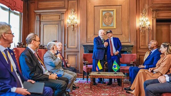  Reunião entre o presidente Lula e presidente da República da Colômbia, Gustavo Petro, na capital Bogotá. 17 de abril de 2024. - Sputnik Brasil