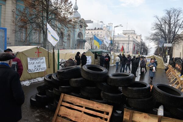 Partidários de Mikhail Saakashvili se manifestam em Kiev - Sputnik Brasil