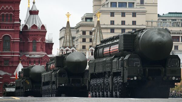 Míssil balístico intercontinental RS-24 Yars durante a 72ª Parada da Vitória na Praça Vermelha, em Moscou - Sputnik Brasil