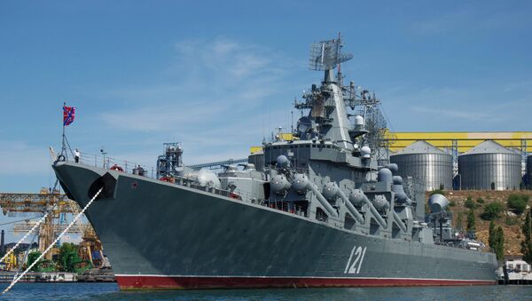 O cruzador Moskva, em Sevastopol. - Sputnik Brasil