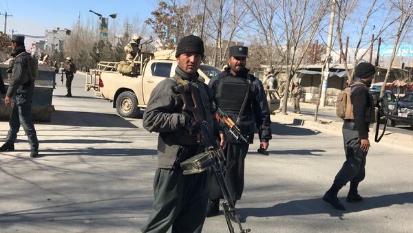 Polícia afegã perto do local da explosão, 28 de dezembro de 2017 em Cabul - Sputnik Brasil