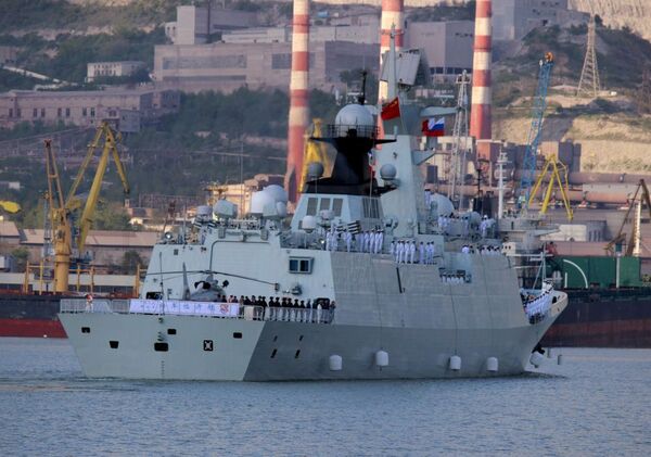 Navio da China que participa nos exercícios navais Cooperação Naval 2015 - Sputnik Brasil
