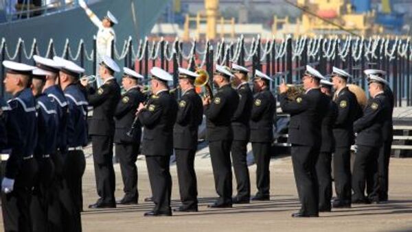 Marinheiros russos durante a cerimônia de abertura dos exercícios sino-russos Cooperação Naval 2015 - Sputnik Brasil