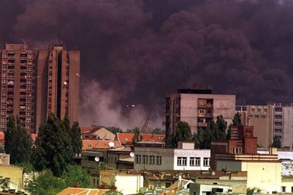 Iugoslávia durante bombardeio da OTAN, 1999 - Sputnik Brasil