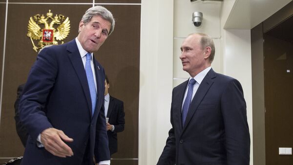 Secretário de Estado dos EUA John Kerry se reúne com o Presidente da Rússia Vladimir Putin - Sputnik Brasil