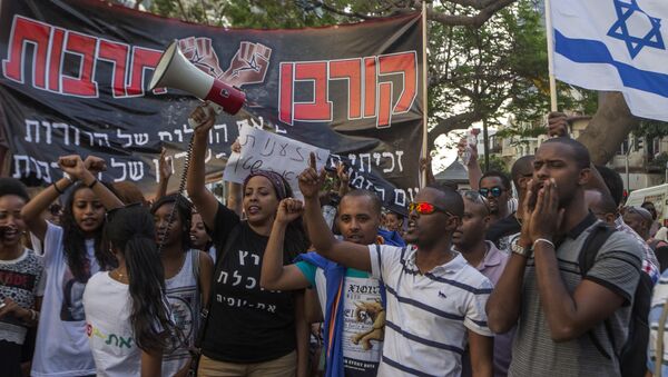 Judeus de origem etíope realizam protesto pacífico contra o racismo em Tel Aviv - Sputnik Brasil