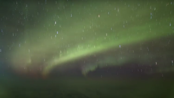 Aurora boreal filmada por Aryeh Nirenberg - Sputnik Brasil