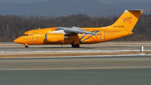 Avião de passageiros An-148, das Linhas aéreas de Saratov - Sputnik Brasil