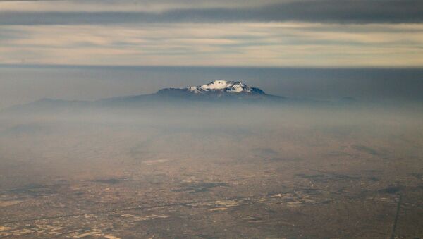 Pico Orizaba, no limite entre os estados de Puebla e Veracruz, é a maior montanha do México - Sputnik Brasil