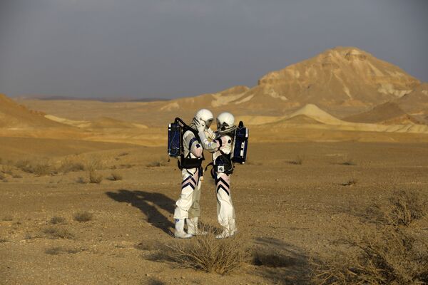 Cientistas israelenses participam de simulação da expedição a Marte em 18 de fevereiro de 2018 - Sputnik Brasil