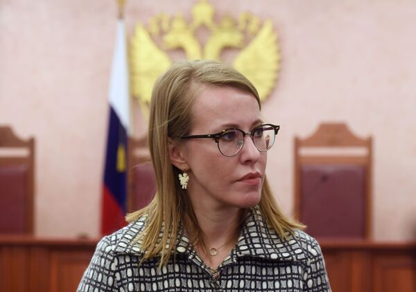 Candidata à Presidência da Rússia Ksenia Sobchak fala à imprensa após perder um processo no Supremo Tribunal da Rússia, em 2018 - Sputnik Brasil