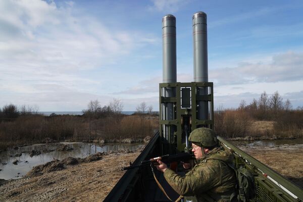 Exercícios das unidades de defesa costeira da Frota do Mar Báltico com sistemas Bastion em um polígono na região russa de Kaliningrado - Sputnik Brasil