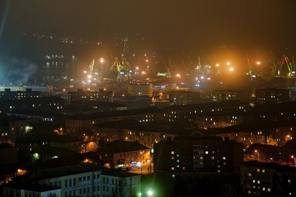 Três em cada quatro prédios da cidade de Murmansk (Rússia) foram destruídos na Segunda Guerra Mundial. A cidade foi restaurada no início dos anos 50 - Sputnik Brasil