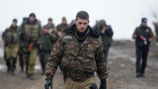 Membro da milícia da República Popular de Donetsk (RPD) de apelido Givi no aeroporto de Donetsk - Sputnik Brasil