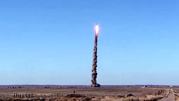 Teste de míssil antibalístico no polígono de Sary-Shagan, Cazaquistão (arquivo) - Sputnik Brasil