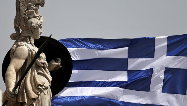 Bandeira da Grécia ao lado da deusa Atena - Sputnik Brasil