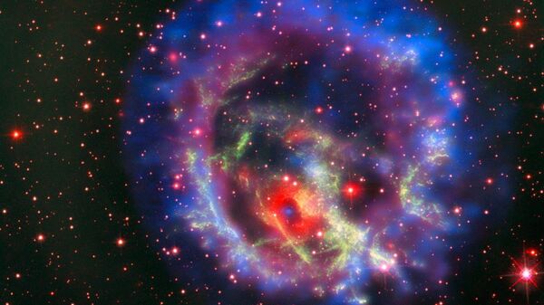 Partículas de gás formando supernova remanescente 1E 0102.2-7219 - Sputnik Brasil