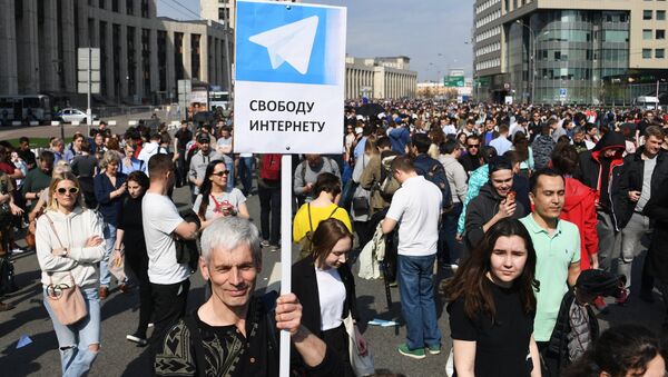 Marcha contra o bloqueio do Telegram em Moscou. - Sputnik Brasil