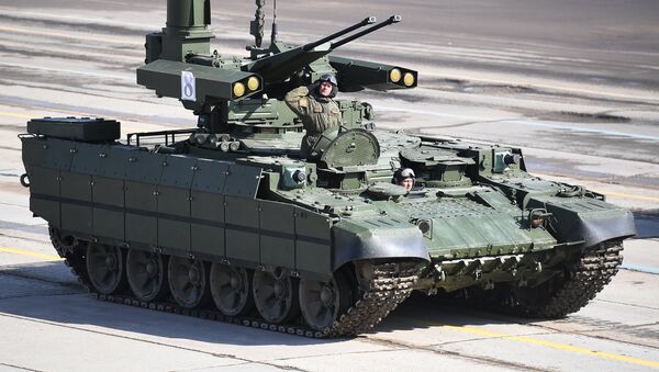 Veículo de apoio a tanques Terminator durante um ensaio da Parada da Vitória no polígono de Alabino, região de Moscou - Sputnik Brasil