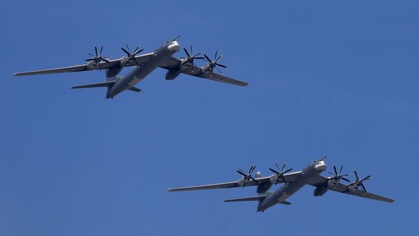 Bombardeiros estratégicos russos Tu-95MS - Sputnik Brasil
