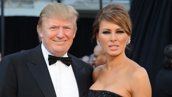Donald Trump and his wife Melania arrives on the red carpet for the 83rd Annual Academy Awards held at the Kodak Theatre on February 27, 2011 in Hollywood, California. - Sputnik Brasil