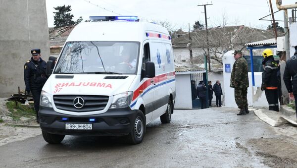 Carro de emergência médica na capital azeri de Baku (foto de arquivo) - Sputnik Brasil