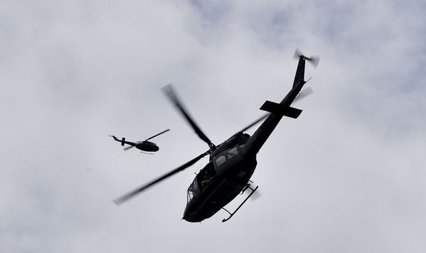 Helicópteros do exército italiano participam de treinamento militar, perto de Roma, em 21 de maio de 2018 - Sputnik Brasil