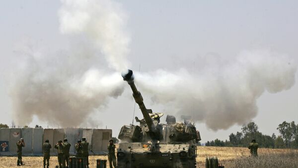 Tanque israelense dispara contra a Faixa de Gaza (foto de arquivo) - Sputnik Brasil