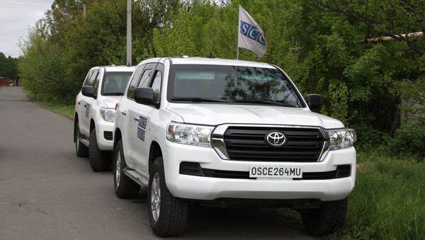 Automóveis da OSCE na região de Donetsk - Sputnik Brasil