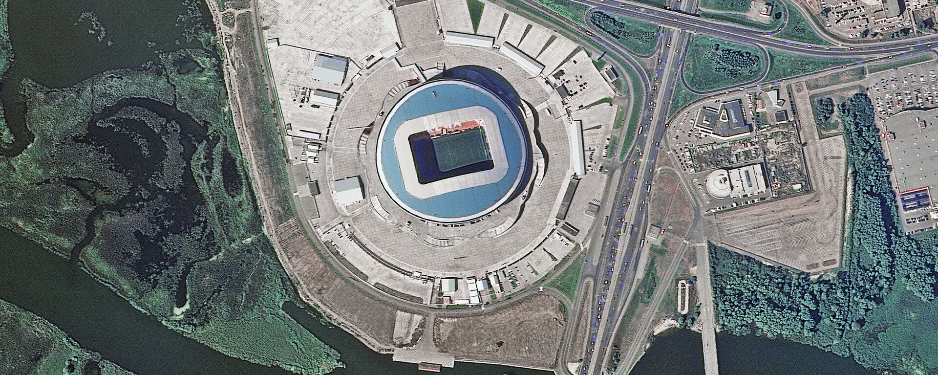 Imagem do estádio Kazan Arena tirada pelo satélite russo Resurs-P nas vésperas da Copa do Mundo 2018, na cidade-sede de Kazan - Sputnik Brasil, 1920, 10.02.2023