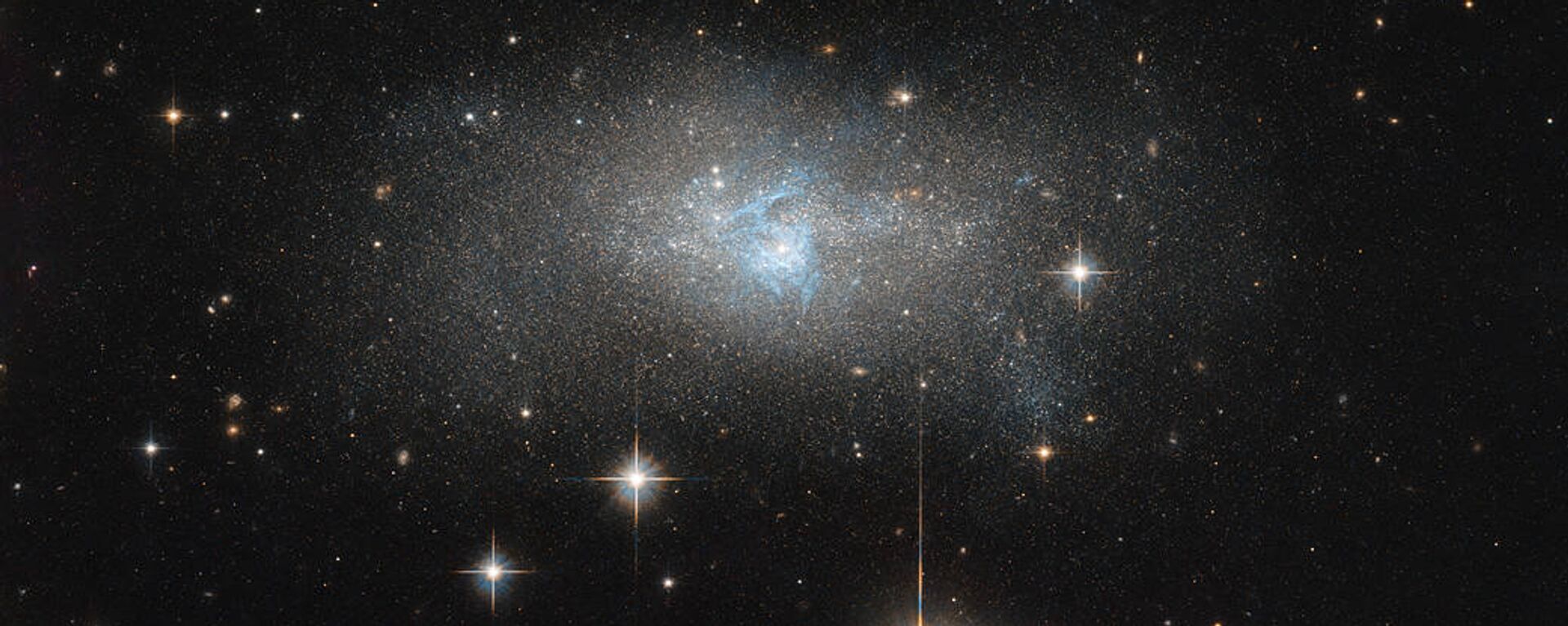 Galáxia anã IC 4870 - Sputnik Brasil, 1920, 04.11.2021