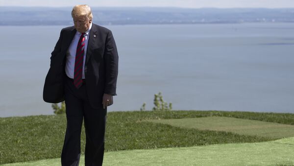 O presidente dos EUA, Donald Trump, na Cúpula do G7 em La Malbaie, Canadá, em 8 de junho de 2018. - Sputnik Brasil