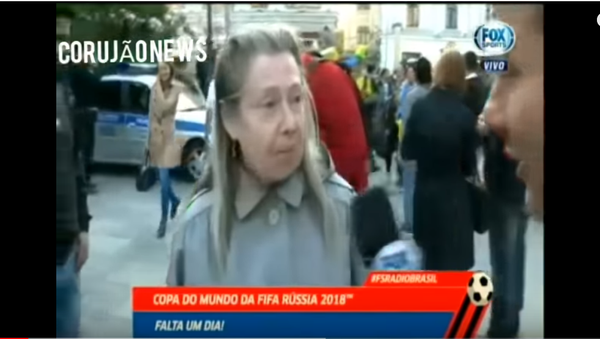 Mulher russa 'briga' com repórter brasileiro em Moscou - Sputnik Brasil