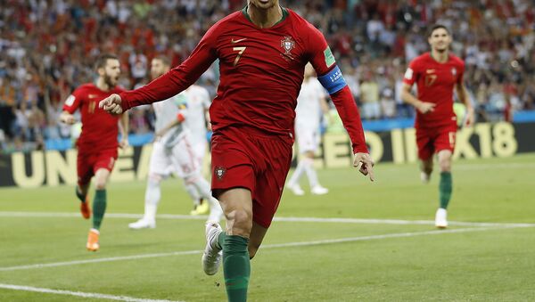 Cristiano Ronaldo comemora seu gol. - Sputnik Brasil
