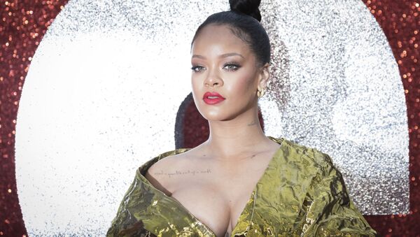 Cantora norte-americana Rihanna na estreia do filme Oito Mulheres e um Segredo em Londres  - Sputnik Brasil