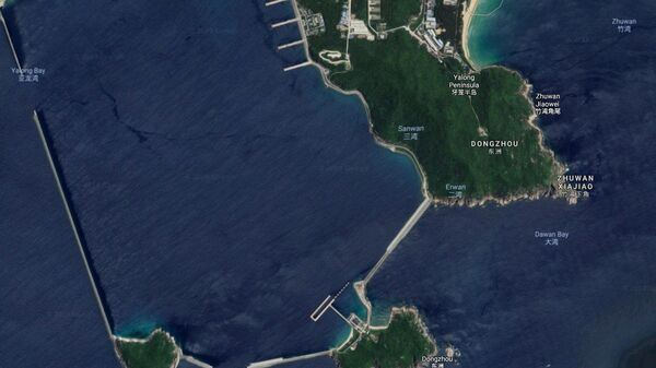  Base naval chinesa de Yulin, na ilha de Hainan - Sputnik Brasil