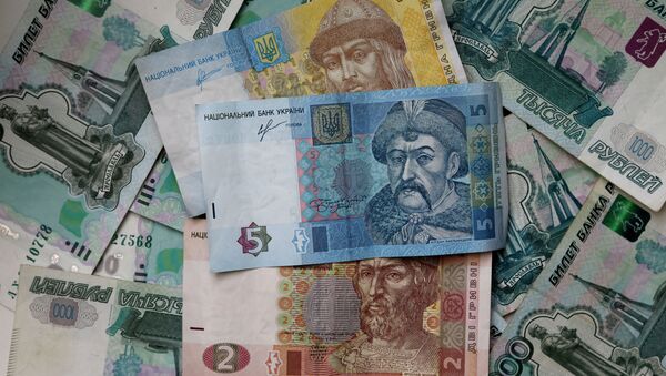 Russian and Ukrainian bills and coins - Sputnik Brasil