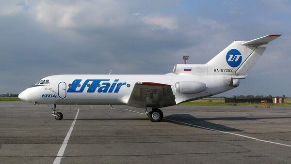 Avião da Utair Aviação fotografado em Novosibirsk, Rússia (arquivo) - Sputnik Brasil
