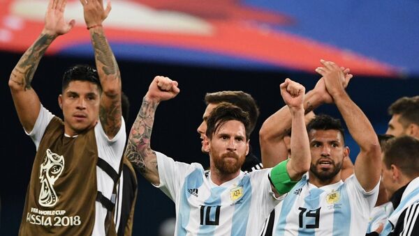 Lionel Messi liderou a Argentina no emocionante confronto com a Nigéria nesta terça-feira, em São Petersburgo - Sputnik Brasil