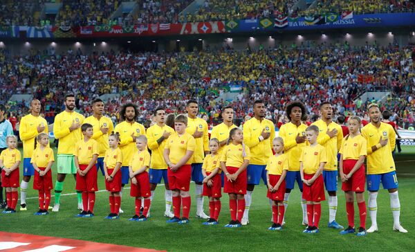 Time brasileiro perfilado para enfrentar a seleção da Sérvia - Sputnik Brasil