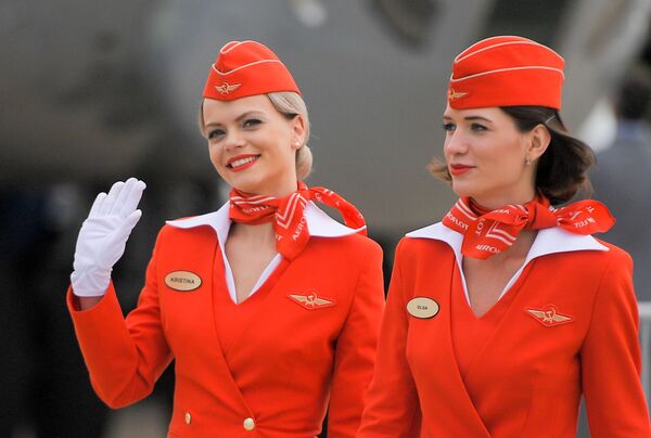 Aeromoças da empresa aérea russa Aeroflot - Sputnik Brasil