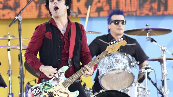 Billie Joe Armstrong da banda Green Day se apresenta no Good Morning America da ABC (arquivo). - Sputnik Brasil