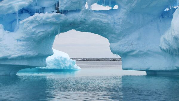 Icebergs na Antártica - Sputnik Brasil