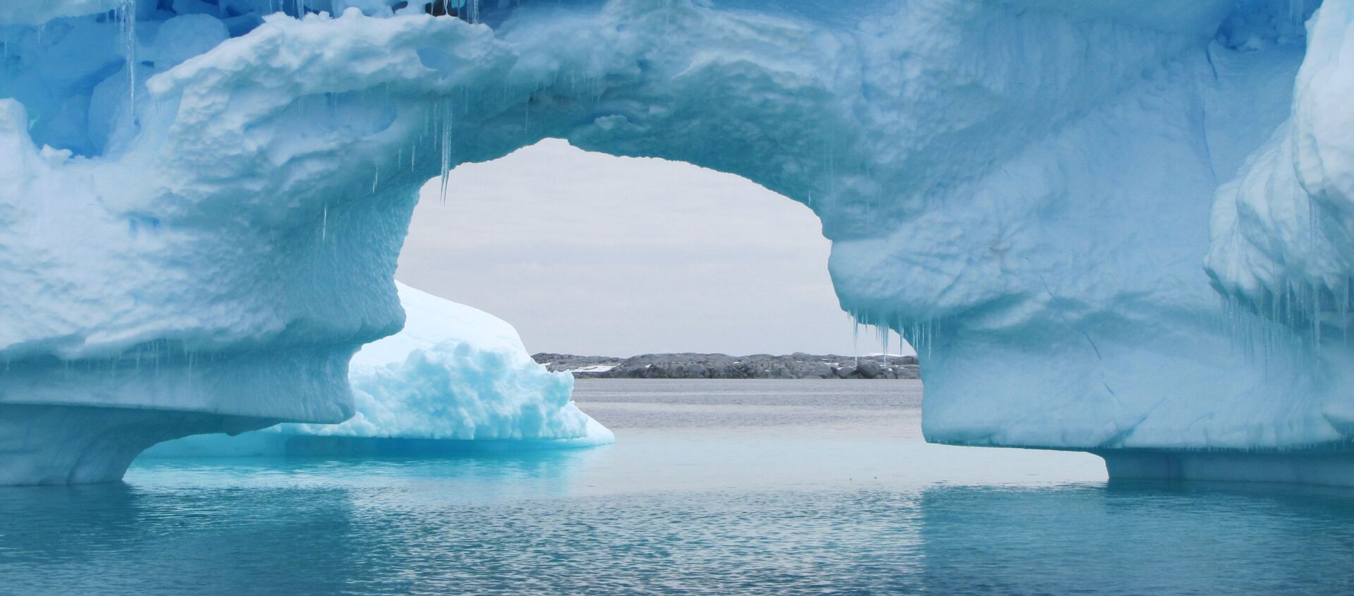 Icebergs na Antártica - Sputnik Brasil, 1920, 15.02.2021