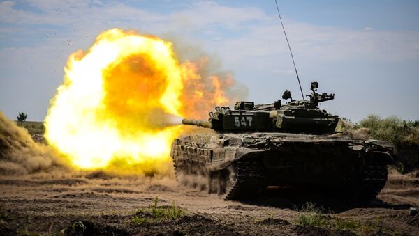 Tanque T-72B durante treinamentos no polígono Pogonovo, Rússia, 27 de junho de 2018 - Sputnik Brasil