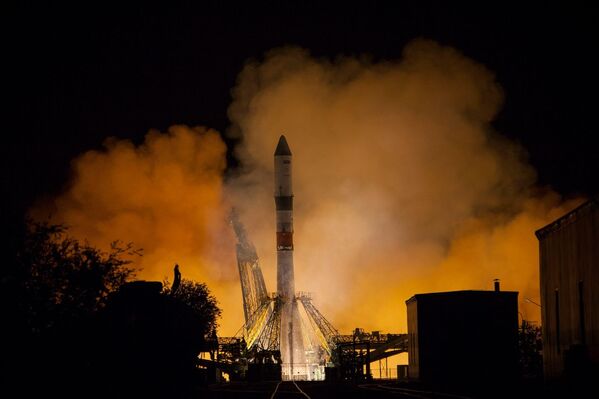 Lançamento do foguete Soyuz-2.1A, realizado desde o cosmodromo Baikonur, portando a nave de carga Progress MS-09 para a Estação Espacial Internacional - Sputnik Brasil