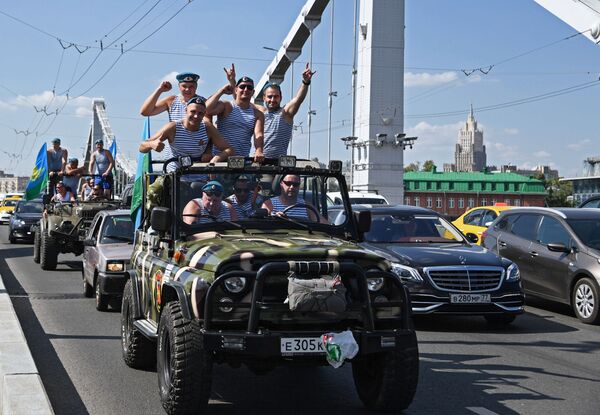 Celebrações do Dia das Forças Aerotransportadas da Rússia em Moscou - Sputnik Brasil